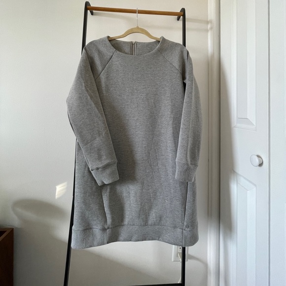 GUC - Bench Sweater Dress with Pockets - Picture 2 of 6